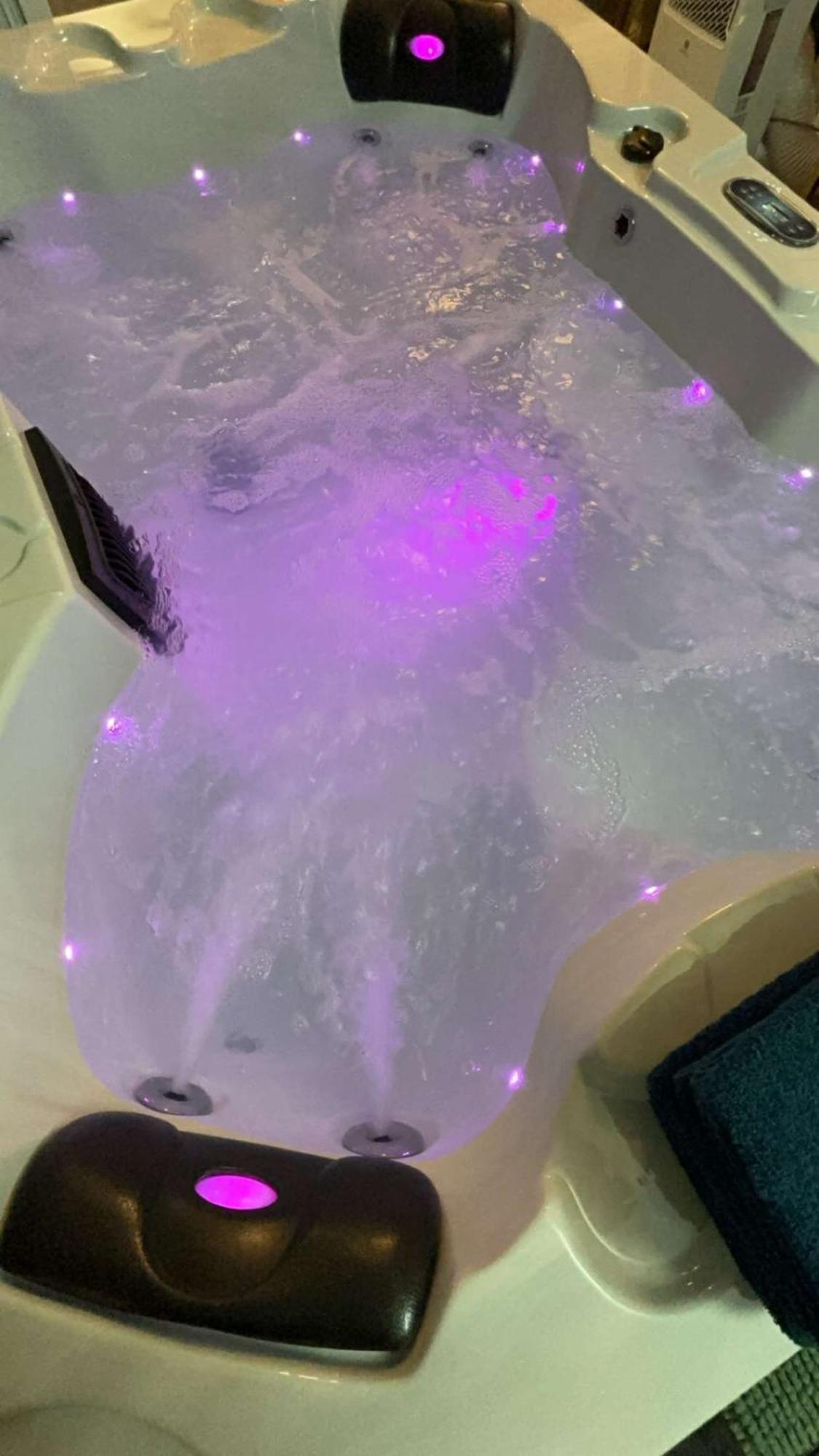 Suite Jacuzzi "Spa Privatif " Appartement Jacuzzi Toulouse Exterior foto