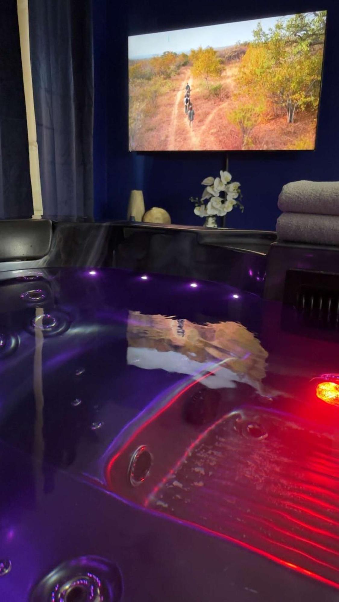 Suite Jacuzzi "Spa Privatif " Appartement Jacuzzi Toulouse Exterior foto